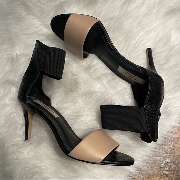 Simply Vera Black & Blush Ankle Strap Heels - Picture 8 of 9